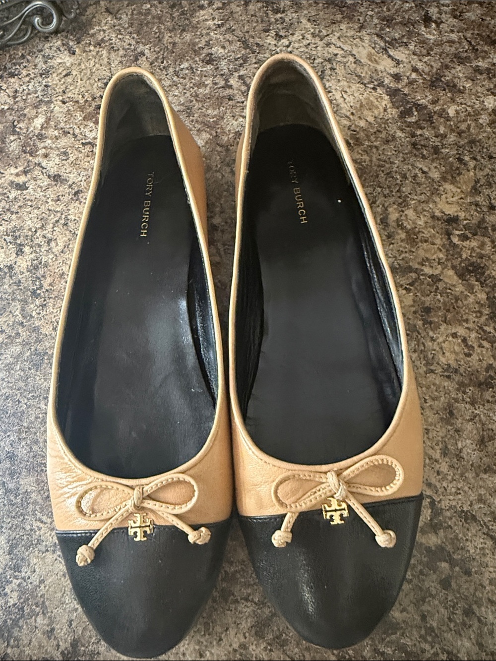 Tory Burch Two-Tone Tan and Black Bow Ballet Flats